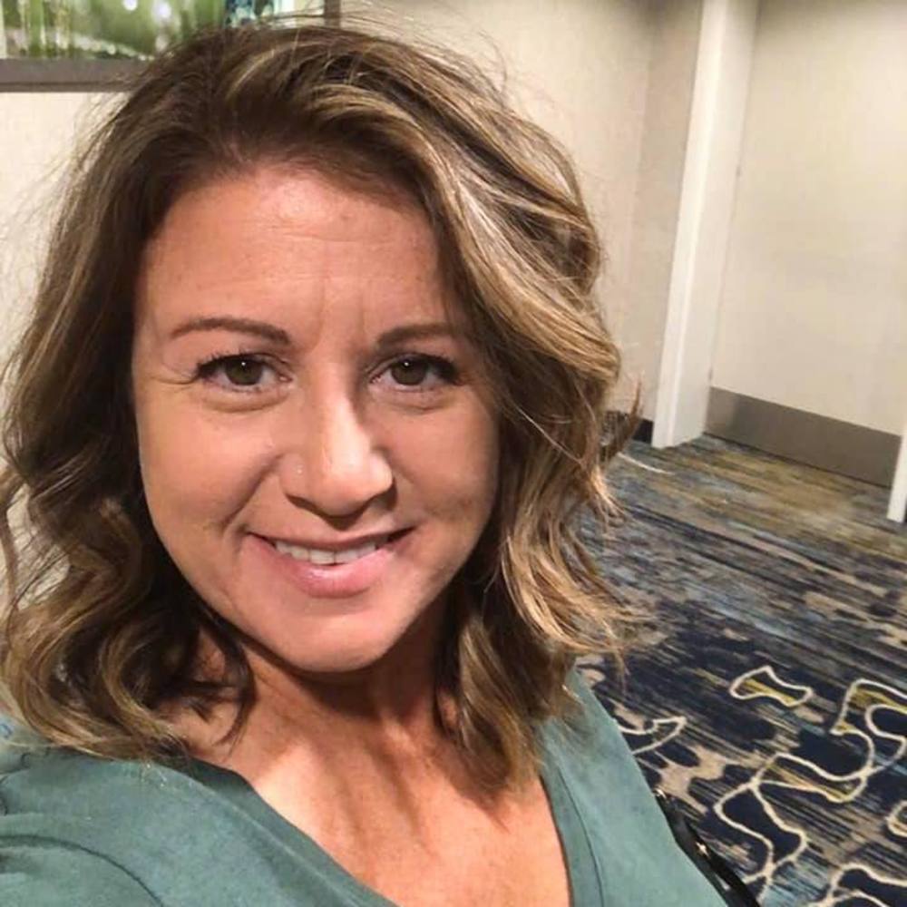 Meet your Posher, Regina